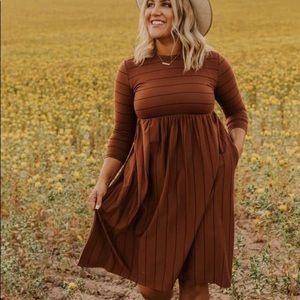 Roolee nursing midi dress